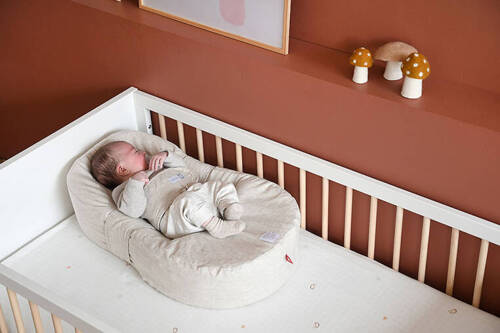 Red Castle Ergonomiczny materac dla niemowląt Cocoonababy Linen